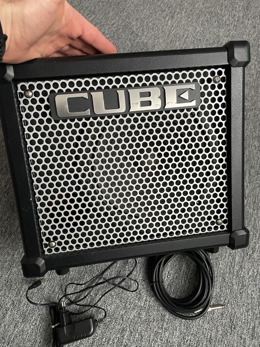 Amplificator Chitara ROLAND CUBE 10GX