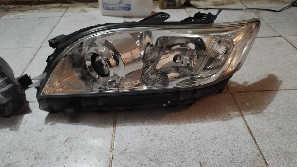 Фарове за тойота Рав4 фейслифт,оригинални на Тойота