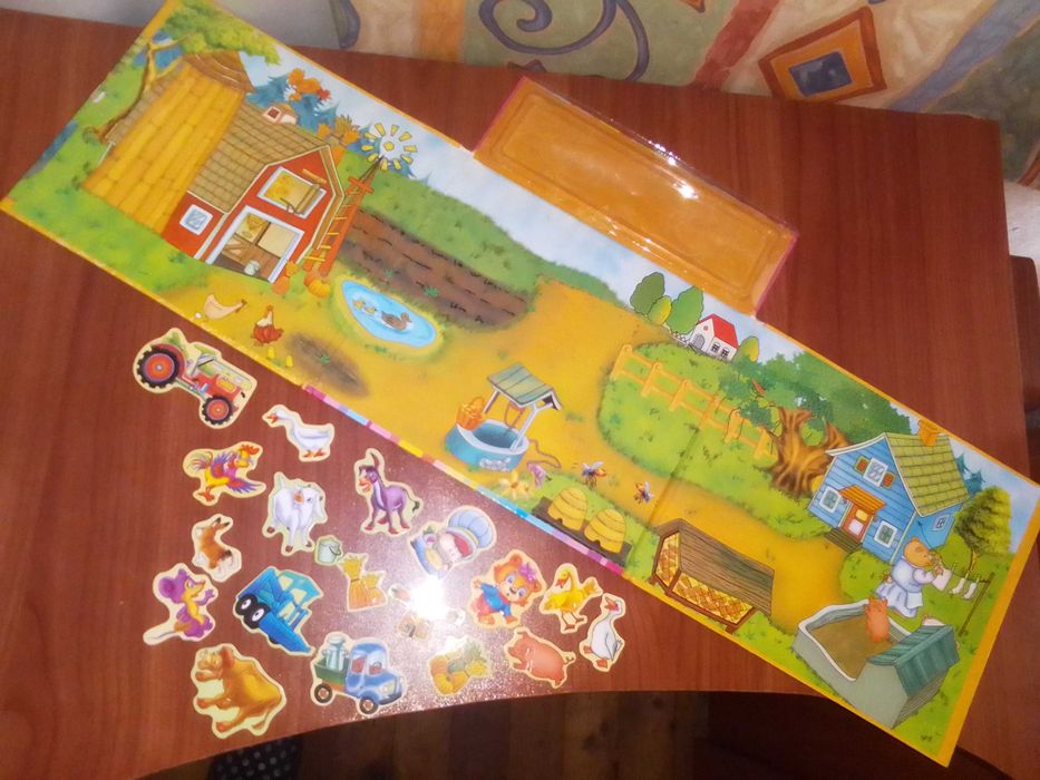 Тренировъчен център Пес Патрул с фигурки/fisher price /Столче-писта/