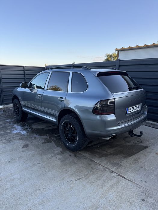 Porsche cayenne OVERLANDING offroad