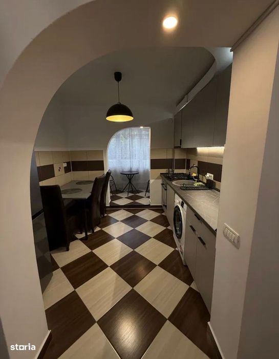 Piata Sudului - de inchiriat - 3 camere - 2 bai
