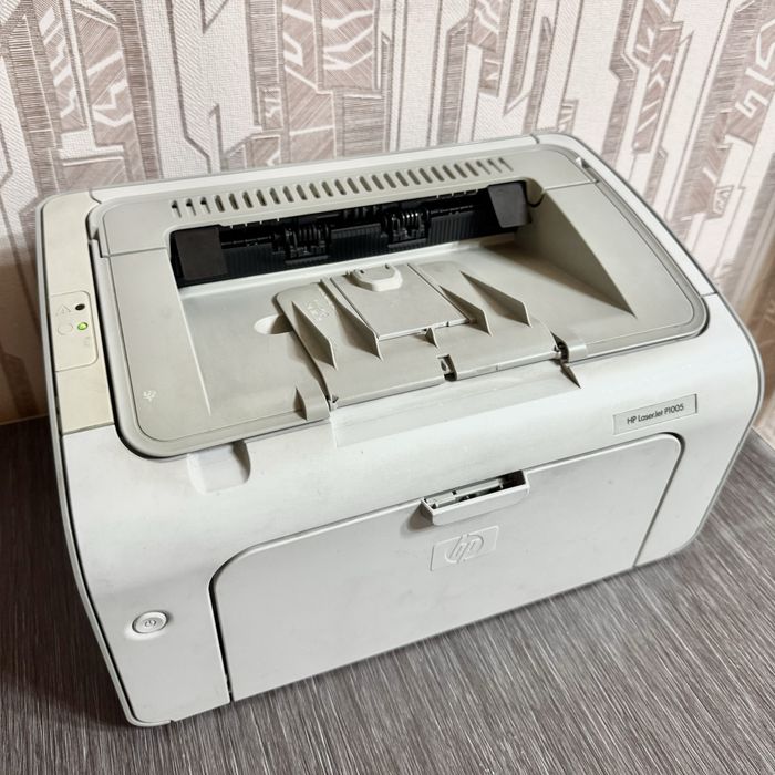 Лазерный принтер HP LaserJet P1005