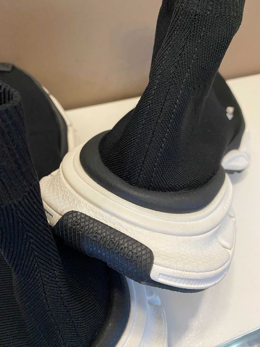 Balenciaga 3XL speed 39-40-41 new model, full box, retail 875 euro