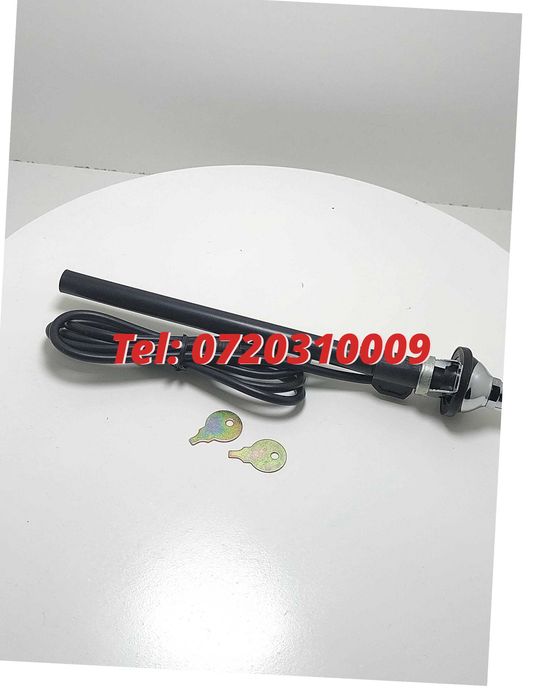 Antena Radio-Cd Vehicul Montare In Aripa Telescopica Manuala Pentru Conectare Si Redare Audio Pe Echipamente Compatibile