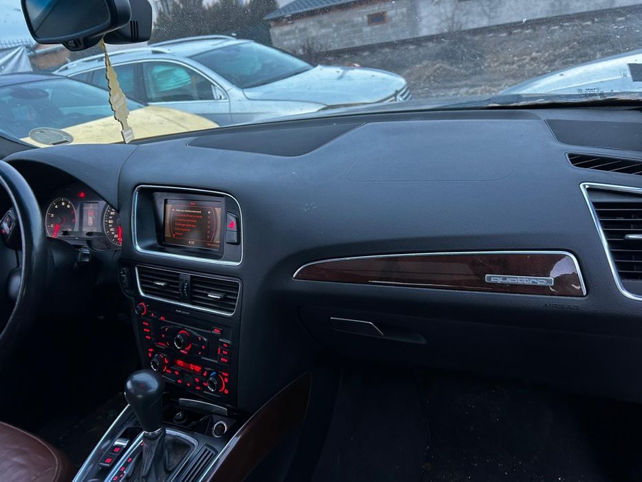 Poliță portbagaj Audi Q5 8R 2012