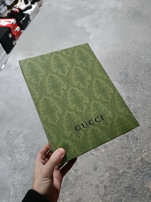 Налични чанти модели Gucci,Balenciaga,Dior