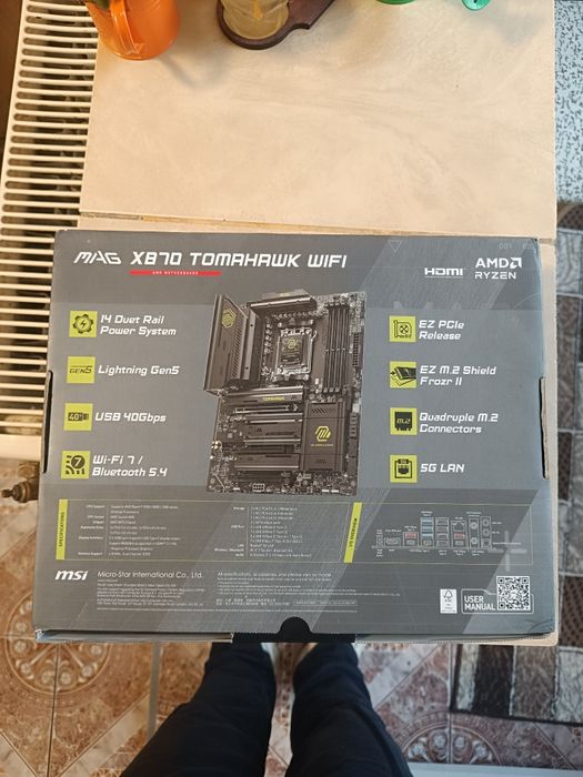 Placa de baza MSI MAG X870 Tomahawk Wi Fi