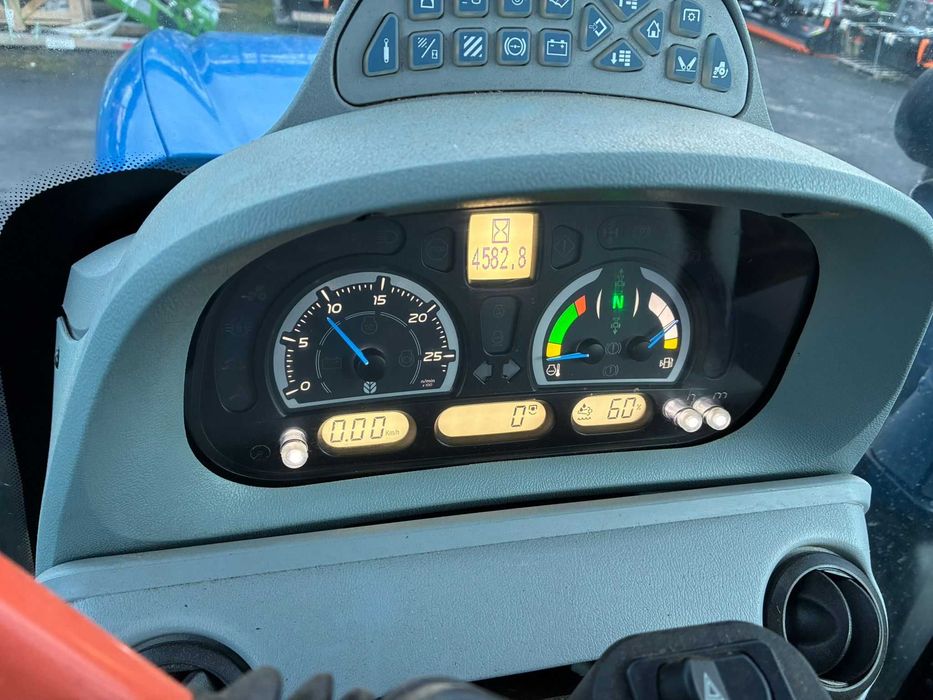 De vanzare tractor New holland T6.180