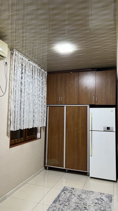 SROCHNO kvartira sotiladi Sergeli-4 3/2/5