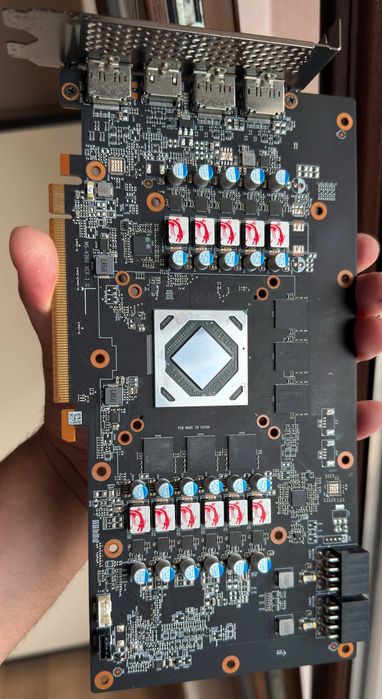 ТОП състояние Видео карта MSI Radeon RX 6700 XT MECH 2X 12G OC GDDR6