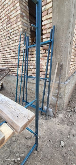 Леса продам 2 метр 2. Комплекта