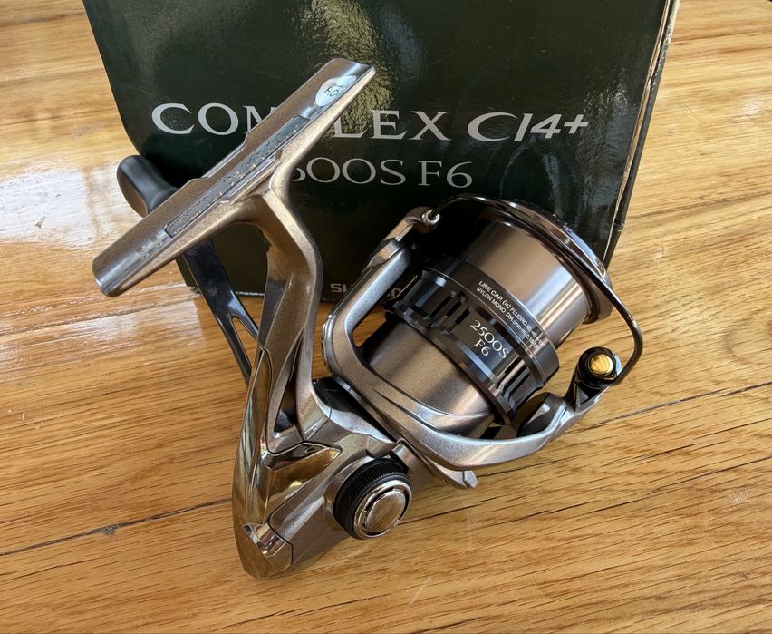 Vand mulineta Shimano Complex 2500S F6