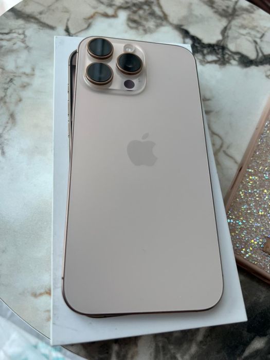 Продам iPhone 16 pro max 256