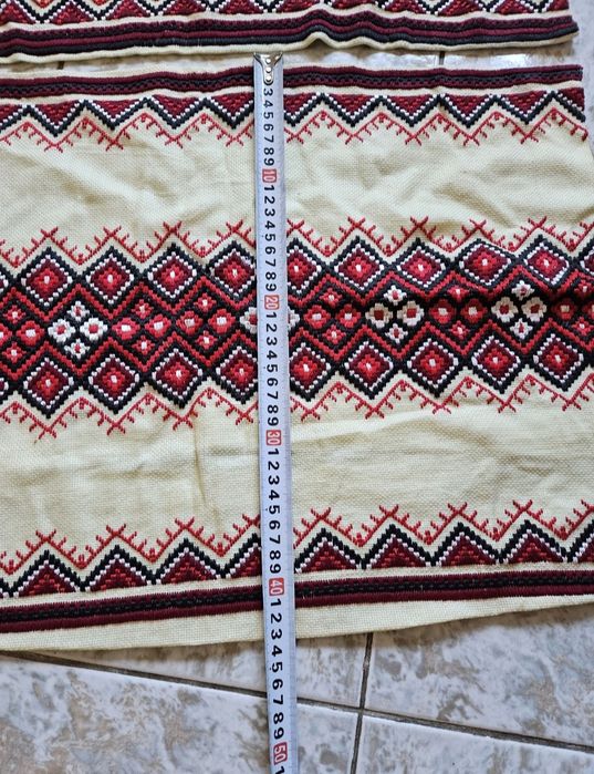 Калъфки и каре шити на ръка върху панама! Автентични! Чисто нови!
Покр