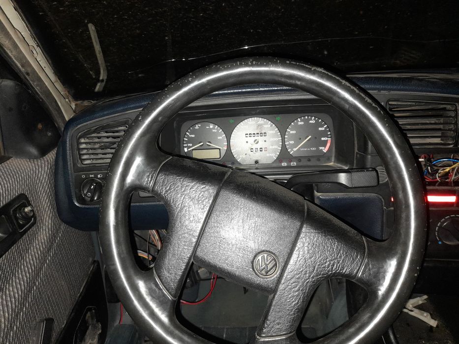 Передняя панель-торпеда Пасат Б-3 Б-4