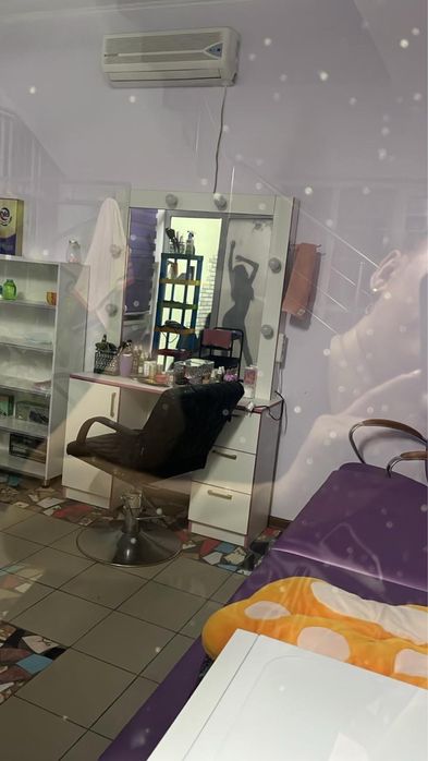 Кабинет в 3х этажном здании.