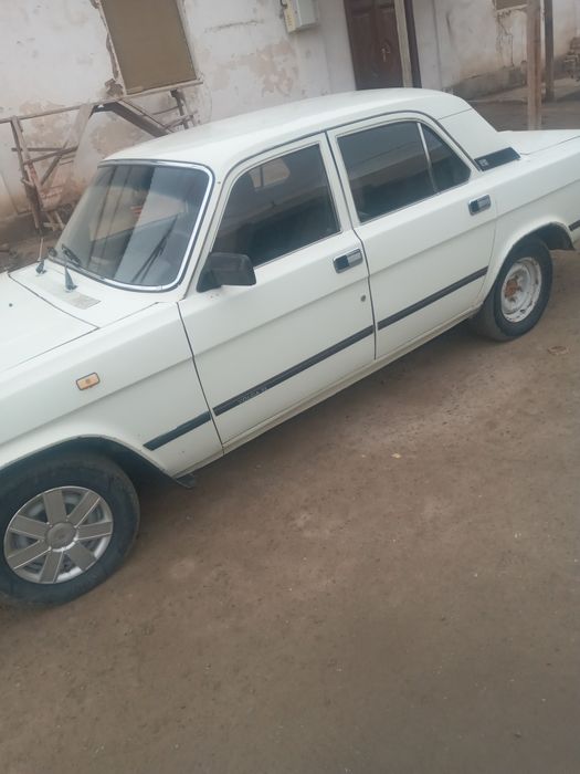 Газ 31029 сотилади