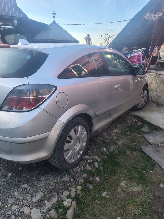 Vând Opel Astra h gtc 2007