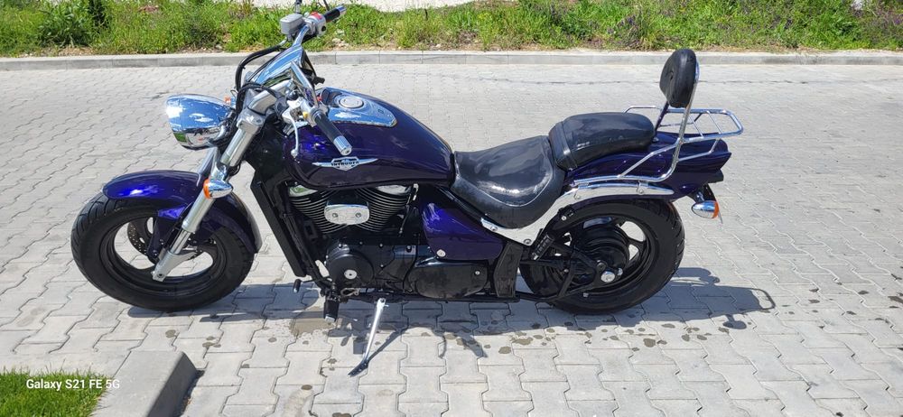 Suzuki intruder 800