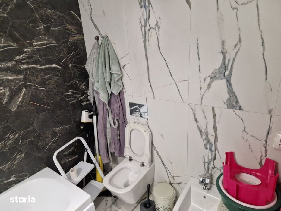 Casa de vanzare 86 mp utili – zona Cimitir Ungureni