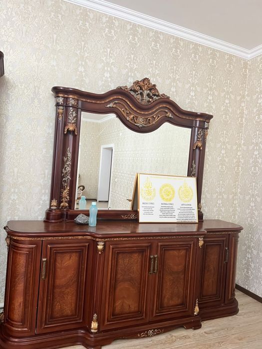 Стенка с комодом