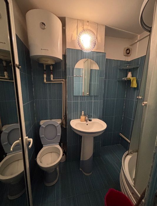 Vând apartament cu o camera