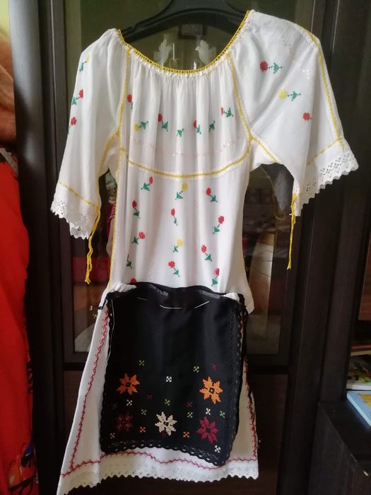 Ie tradițională