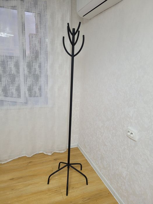 Напольная  вешалка
