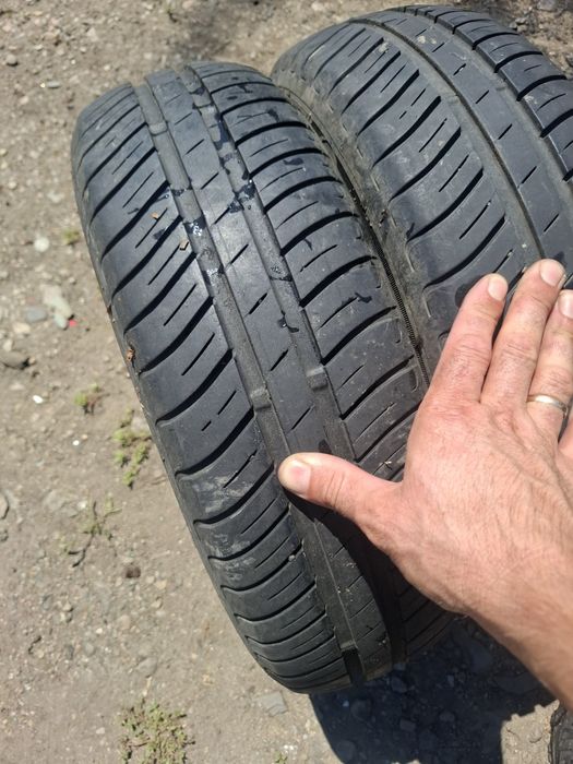Vand 2 anvelope 175 70 14 dunlop de vara bune