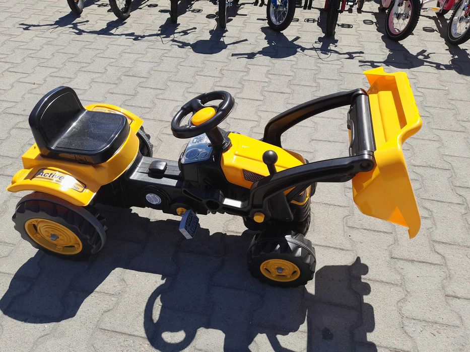 PILSAN Трактор Active с гребло 07315