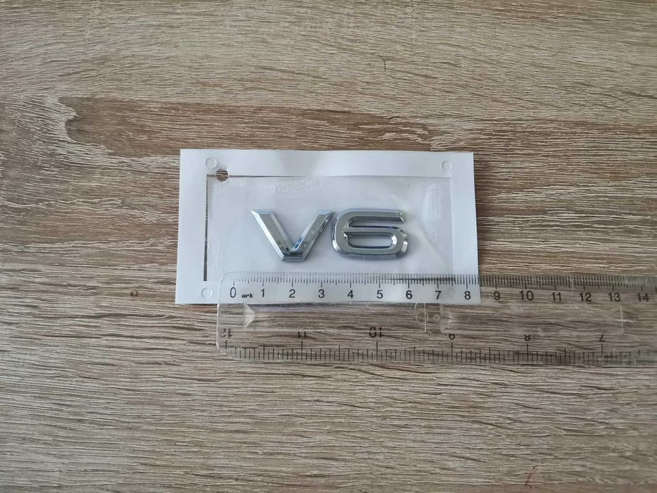 Volkswagen V6 сребриста емблема нов стил