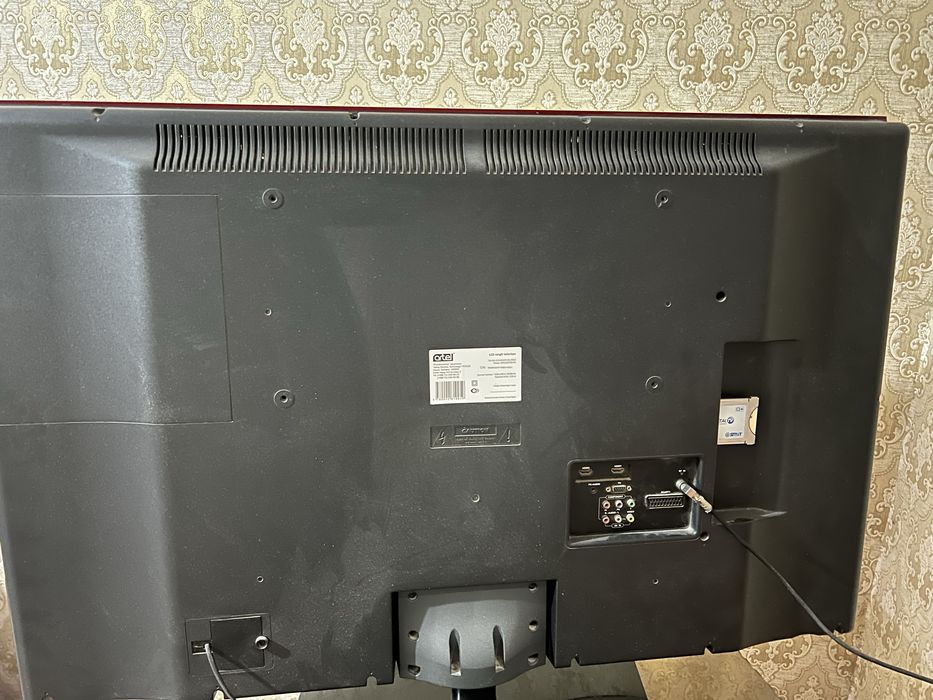 ARTEL 42tali Telivizor