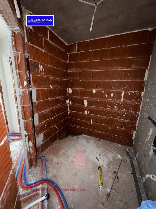 Просторен тристаен апартамент в Овча купел с АКТ 14!