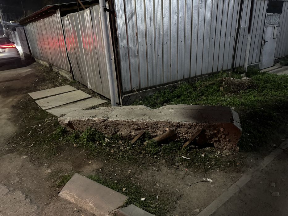 Бетонный блок даром