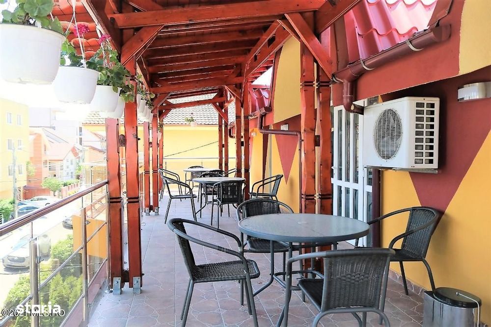 Mamaia Nord - Langa Mare, pensiune la cheie, 11 camere, 9 bai!