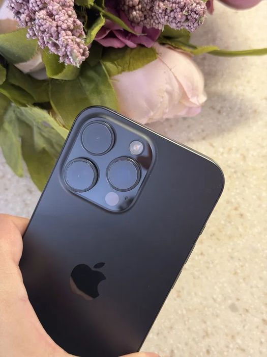 Продам Iphone 15 pro max 256гб