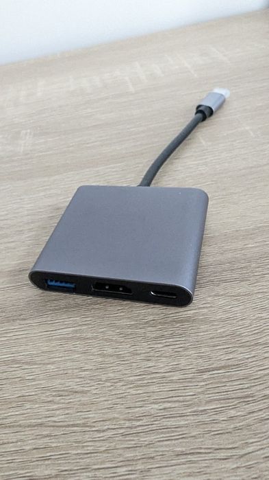 Adaptor HUB 3 in 1 , USB-C & HDMI,USB-C, USB 3.0
