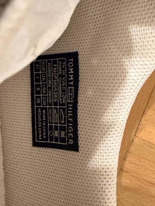 Обувки Tommy Hilfilger