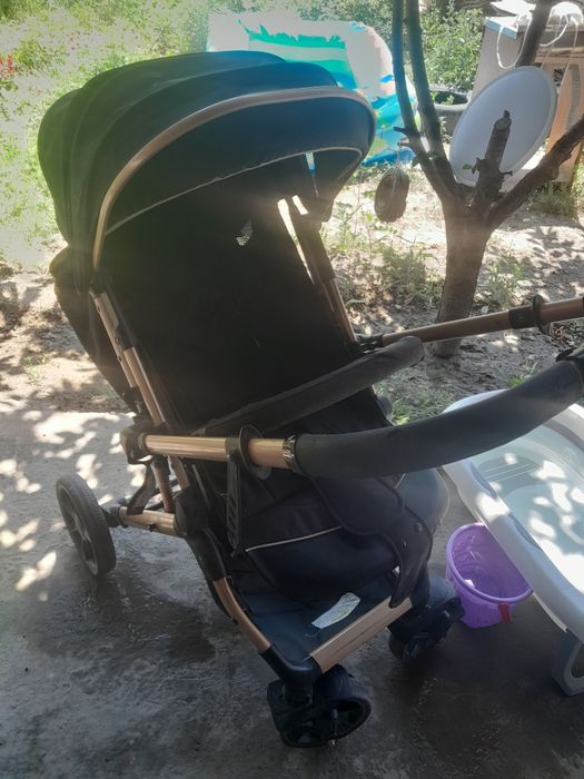 Коляска бу срочно продам