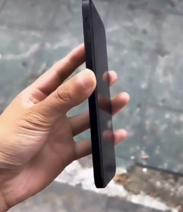 Iphone 7+ yangicha dizaynda 2 dona qoldi