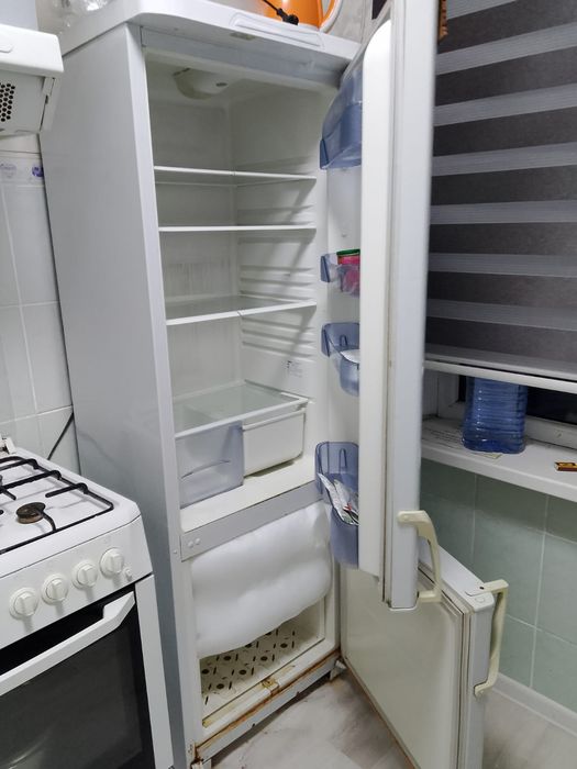 Холодильник, душ кабина, диван т.б заттар