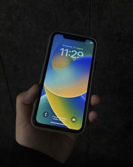 Продам Iphone X 64гб