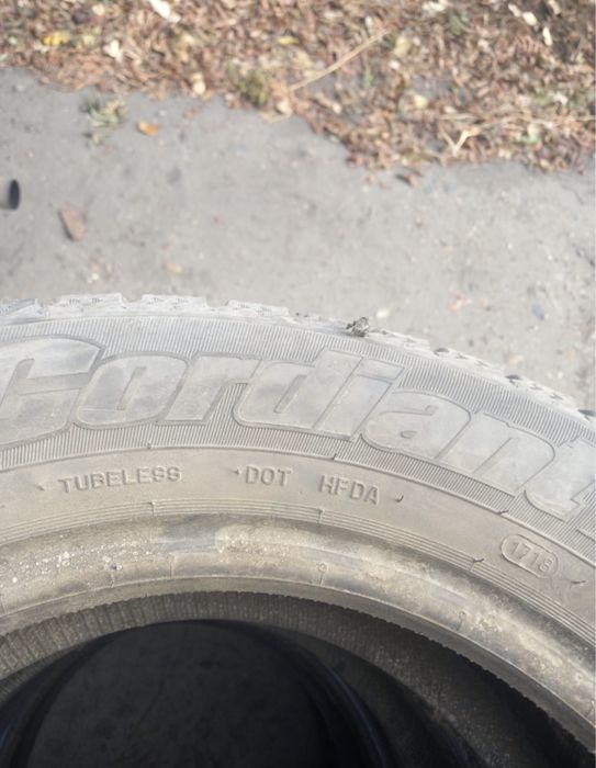 Продам зимный резина