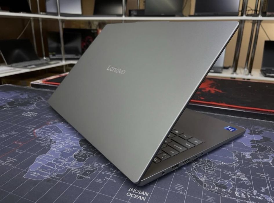 Ноутбук Lenovo IdeaPad 3/i7-13620H/16GB DDR5/SSD512GB