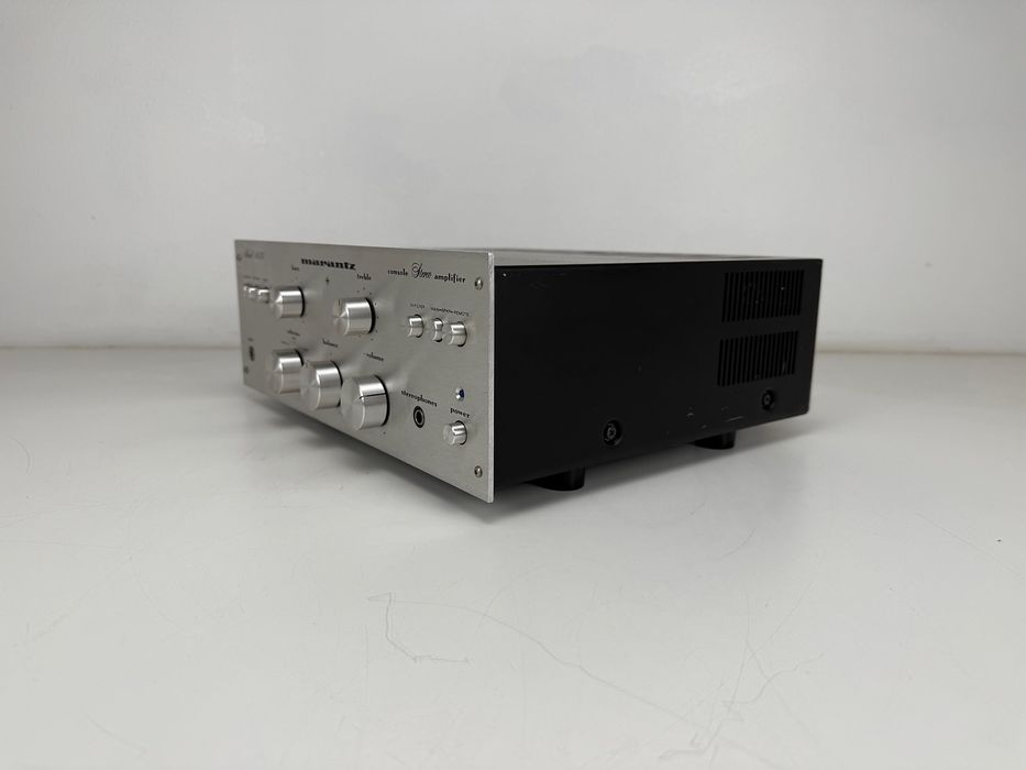 Усилитель интегрированный MARANTZ  1030