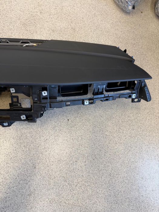 Plansa bord audi a3 8y
