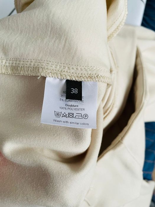 Compleu elegant calitativ, ca nou