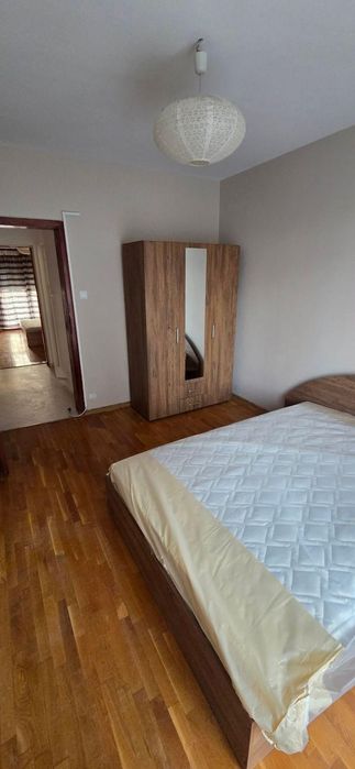 Тристаен апартамент в ж.к. Младост 3.