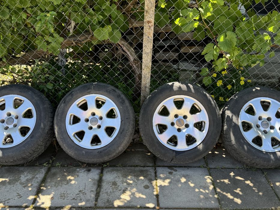 Оригинални джанти 15-ки от АУДИ с гуми