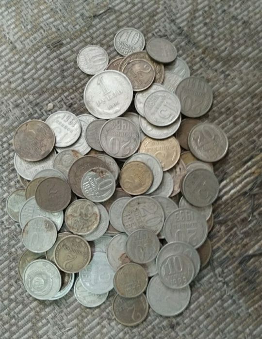 Монеты разные.СССР. Монеты России 2 рубля.